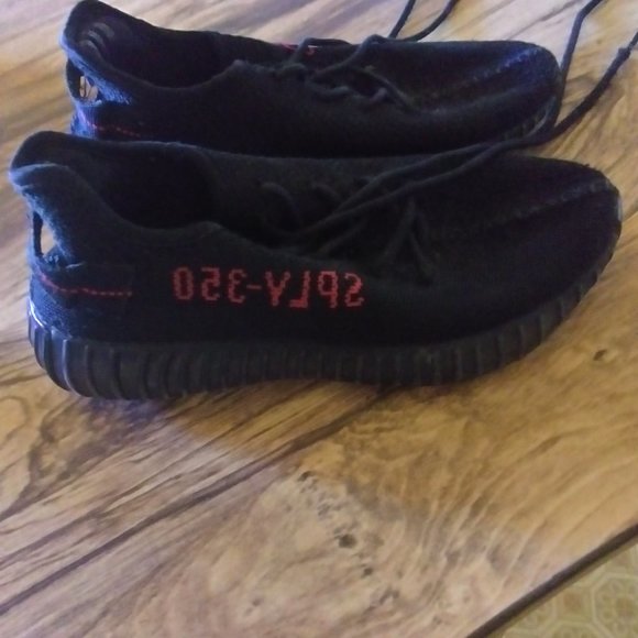 Adidas Yeezy Boost size 6 - Picture 3 of 4